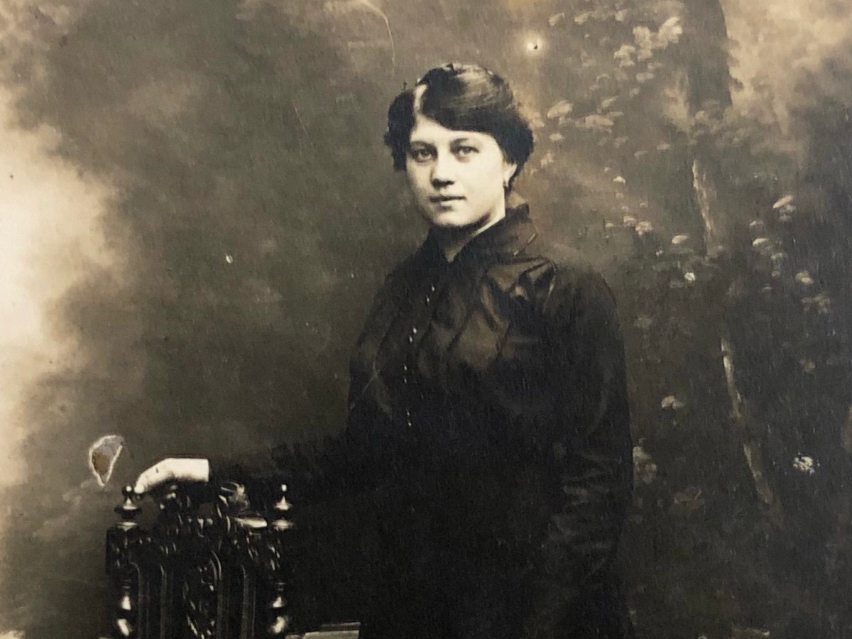 Fernande Monclin (1893-1974), WWI Red Cross Volunteer&nbsp;Nurse