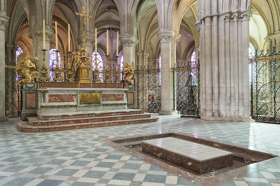 William the Conqueror's grave before the high altar in the Abbaye-aux-Hommes, Caen